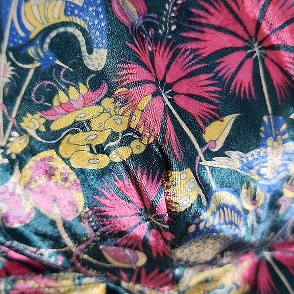 Anthropology Corinthe V-neck Velvet Bralette - Picture 2 of 4